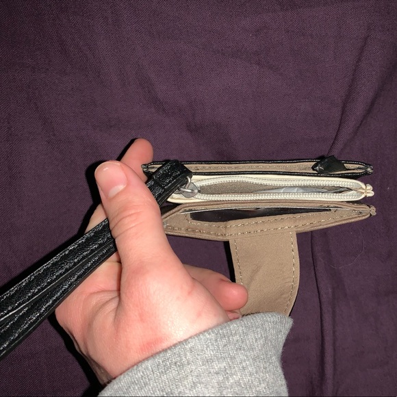 Relic Wallet - Picture 2 of 3